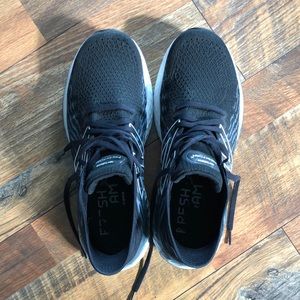 Men’s New Balance 1080 V11